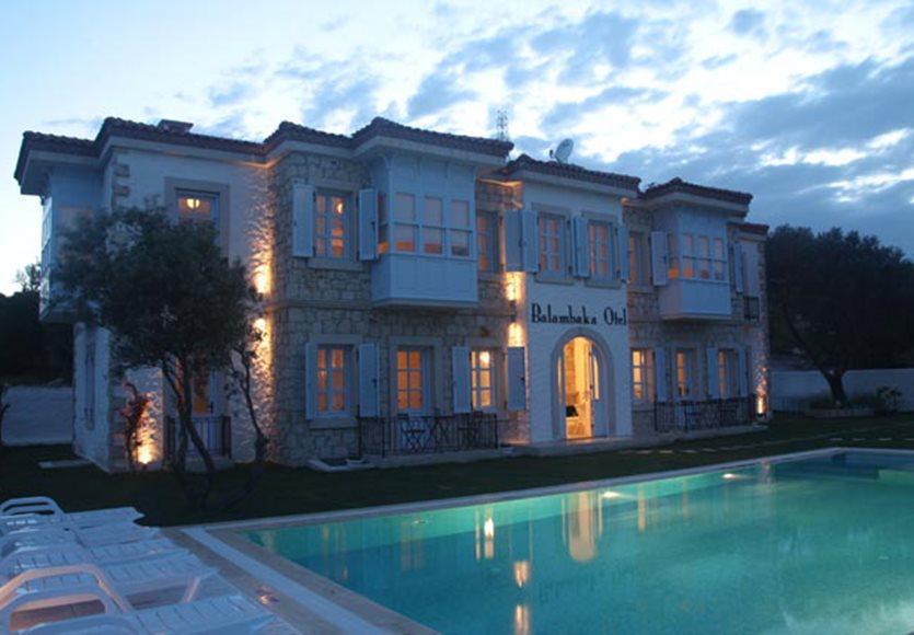 Balambaka Hotel - Alacatı Bagian luar foto