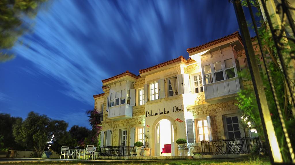 Balambaka Hotel - Alacatı Bagian luar foto
