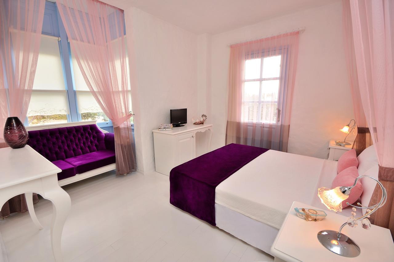 Balambaka Hotel - Alacatı Bagian luar foto