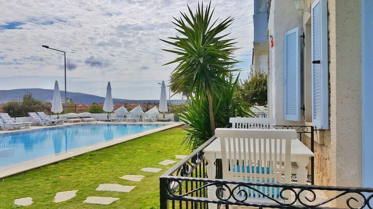 Balambaka Hotel - Alacatı Bagian luar foto
